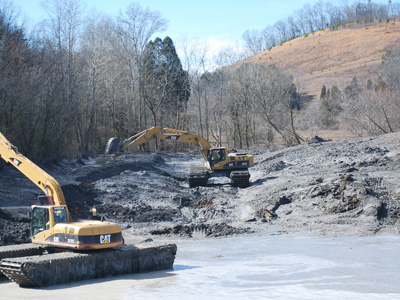 coal_ash_spill.jpg