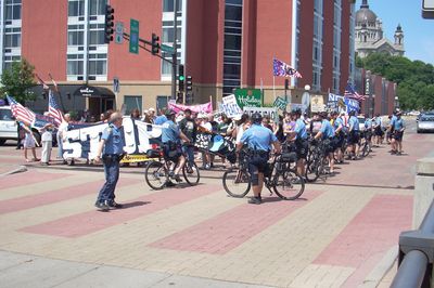 protest080701c.JPG